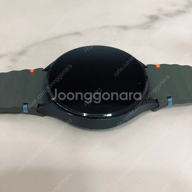 갤럭시 워치4 블랙 44mm 깨끗한기기 케이블포함 7만...--2