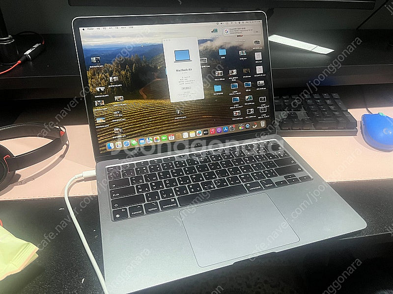 맥북에어 m1 256gb 8gb 램 태국어 키보드--1