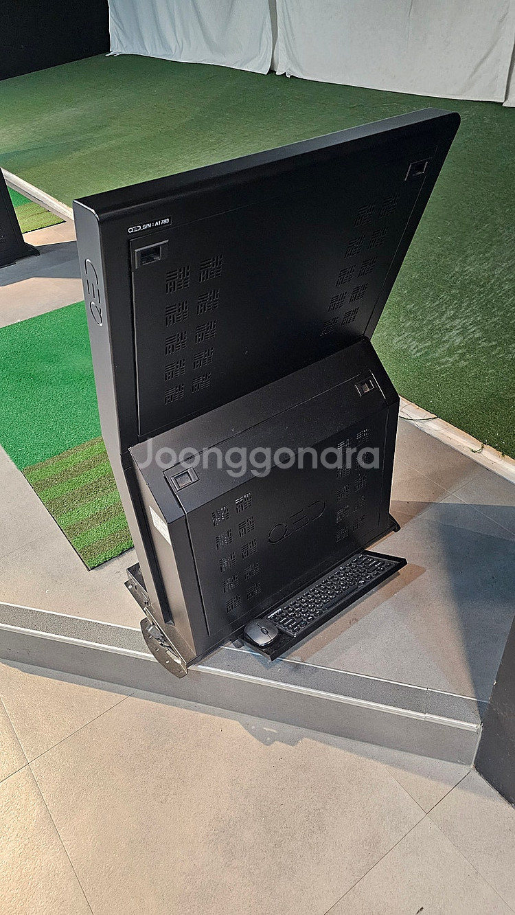 중고 QED 스크린골프 팝니다 대당 200만원 총4대--0
