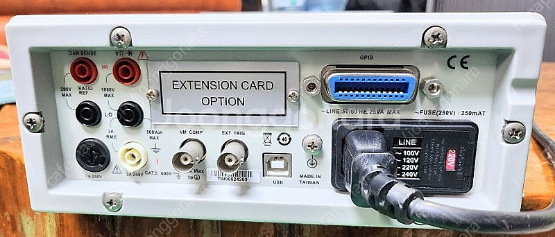 Chroma Digital Multimeter 1206...--1