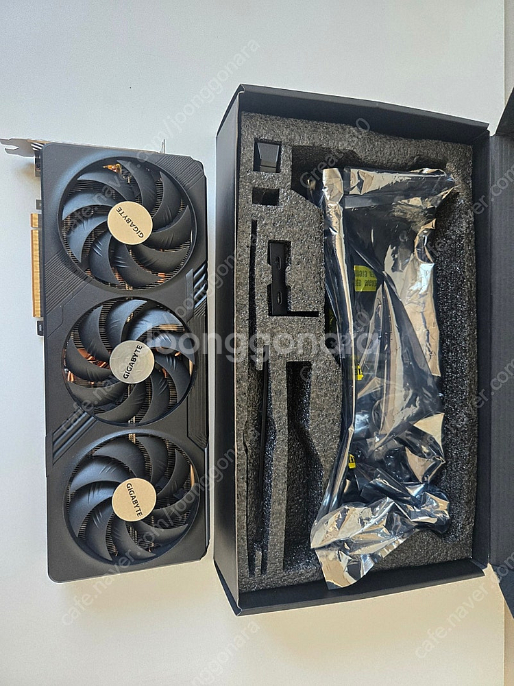 라데온 기가바이트 rx 7900xt GAMING OC ...--0