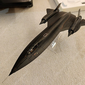 센츄리윙 블랙버드 다이캐스트 1/72