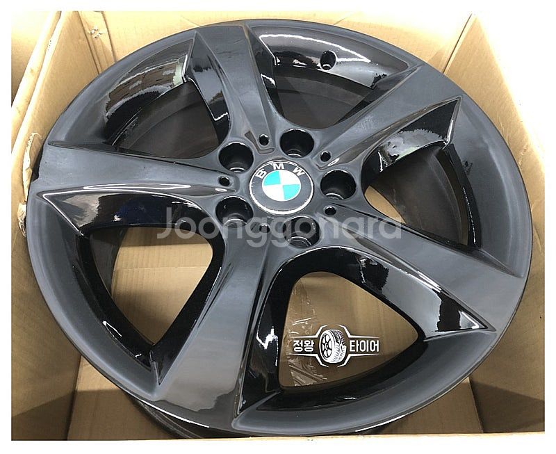 BMW E70 X5 18인치 순정 흠집없는 블랙 휠--5
