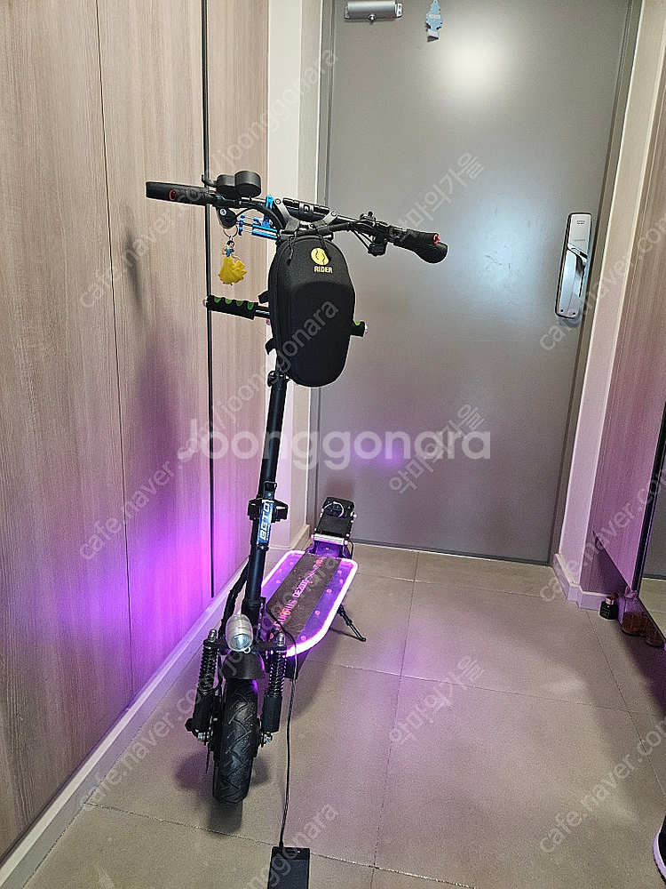 전동킥보드 듀얼 모터 팝니다.--0