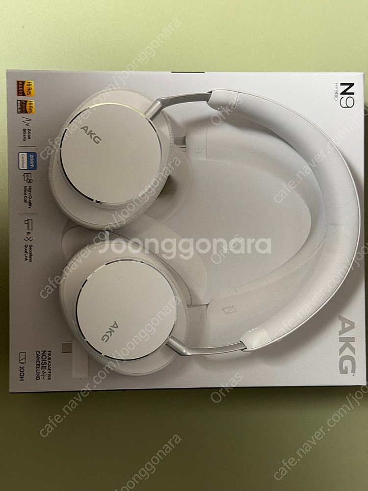 AKG N9 하이브리드 화이트 팝니다.--0