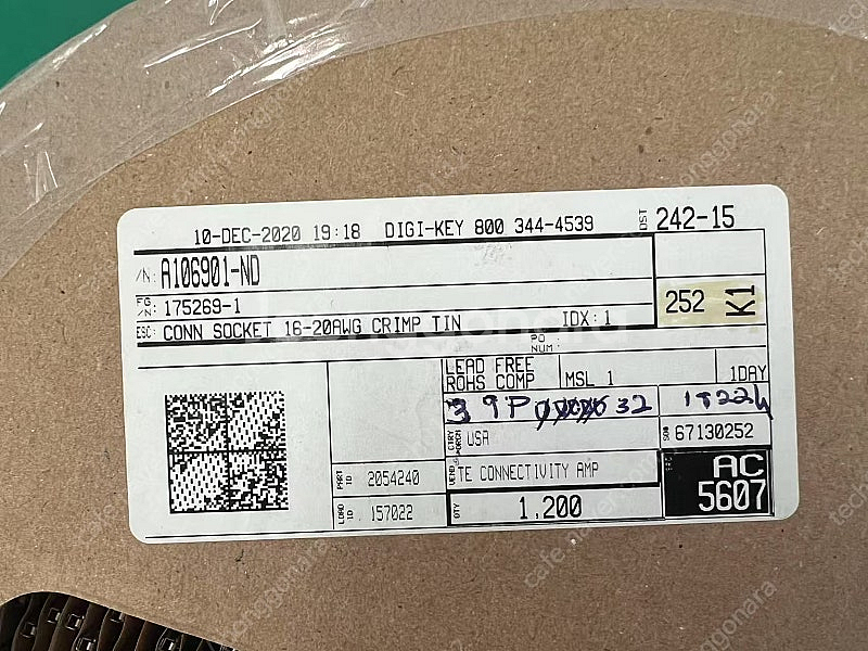 TE 자동차 커넥터 175269-1 1200개 재고/단...--1