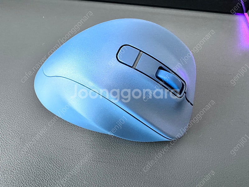 엘레컴 하프버티컬 마우스--0