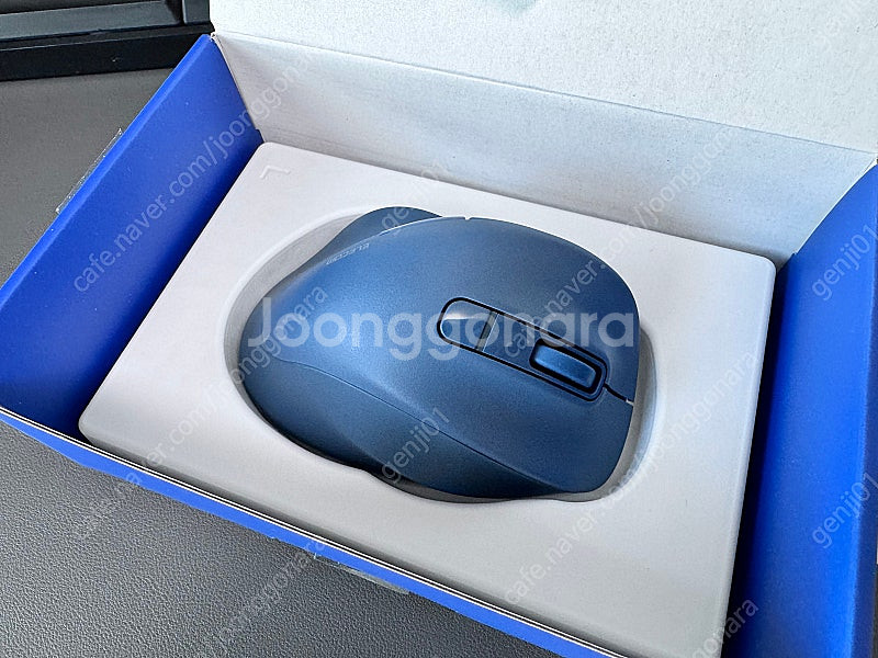 엘레컴 하프버티컬 마우스--3