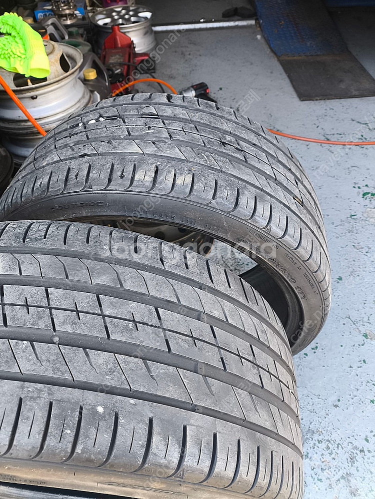 넥센 엔페라 su1 275 30 20 두본 팔아요--9