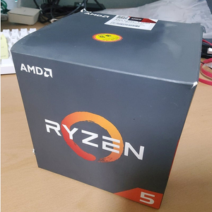 [가격인하 판매/CPU] AMD Ryzen5 2600 / 라이젠5 2600 / 정품 / 6만원 / 배송비 판매자 부담 / 정품 쿨러포함 박스풀셋