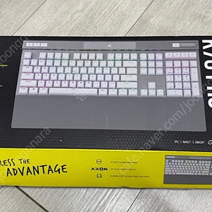 커세어 Corsair K70 PRO