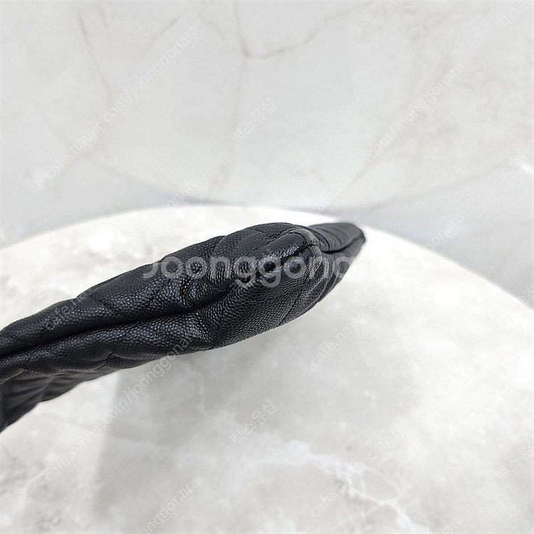 [럭스유] 샤넬 클래식 캐비어 클러치 라지 금장--3