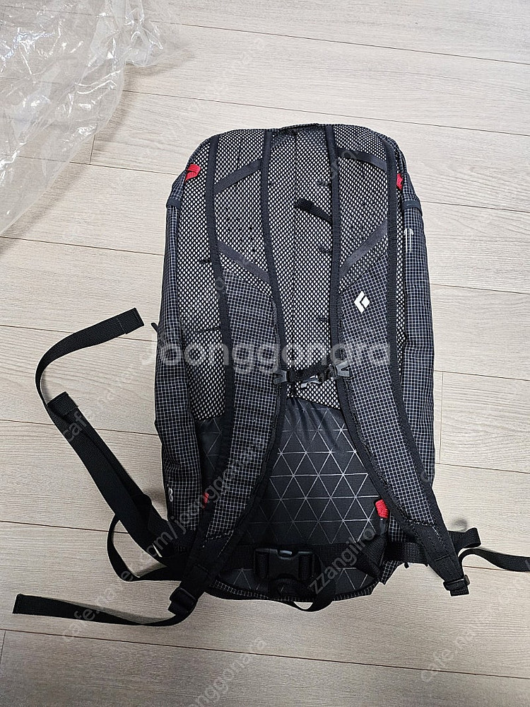 블랙다이아몬드 트레일짚 18L 배낭 블랙--1