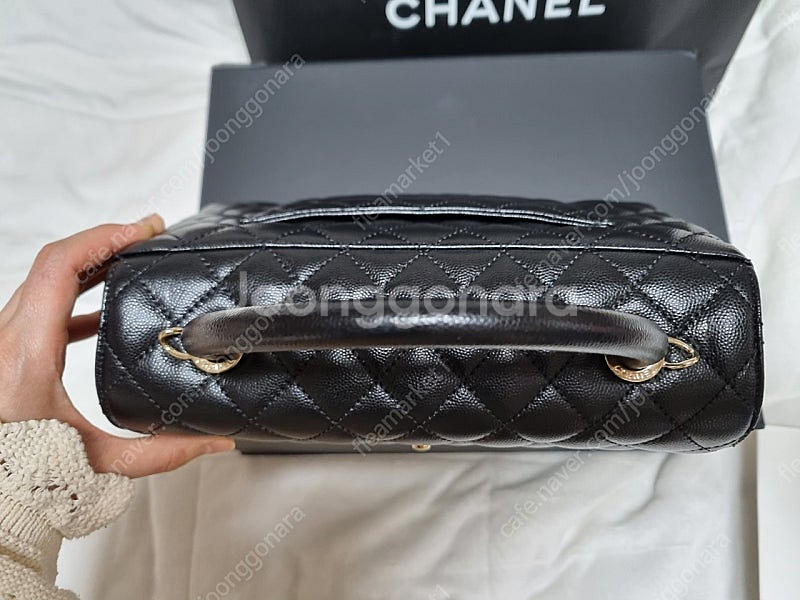 샤넬 코코핸들 라지 (구미듐) 샴페인골드 아웃스티치 올블랙 최상품--5