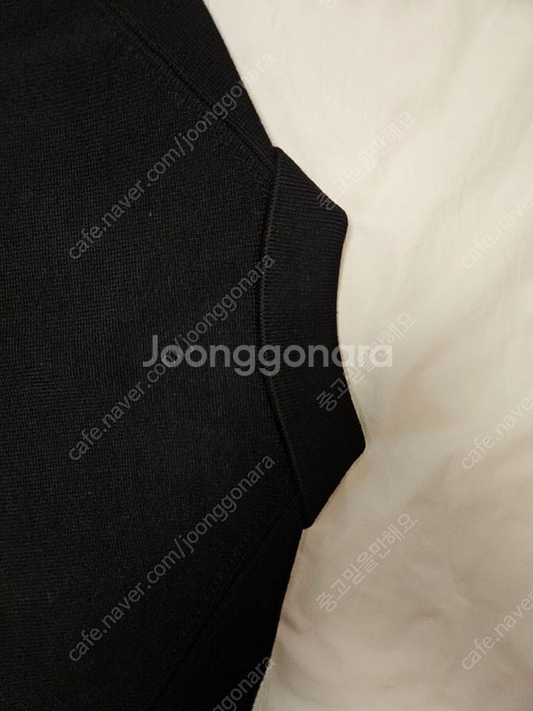 띠어리 / 23fw 카메론 가디건 블랙 / L--7