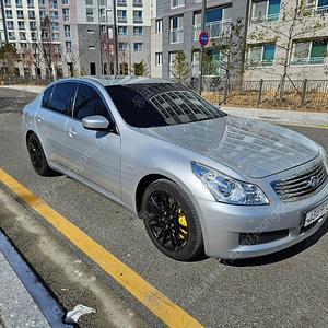 인피니티 g37 s 스포츠 세단 09년식 판매합니다.