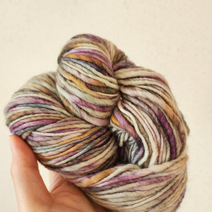 뜨개실 (영국 handspun wool 100%) 처분합니다