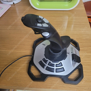 로지텍 익스트림 3D PRO 조이스틱 팝니다