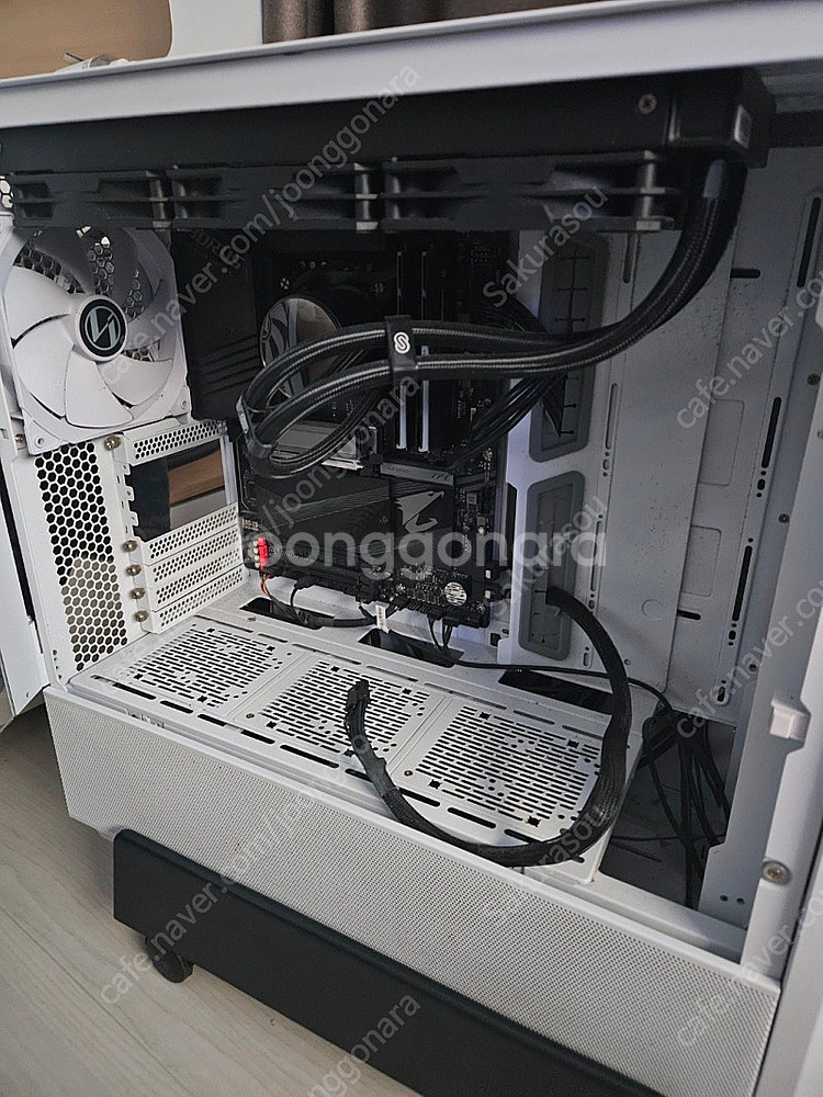 13600K + Z790 반본체 판매합니다.--2