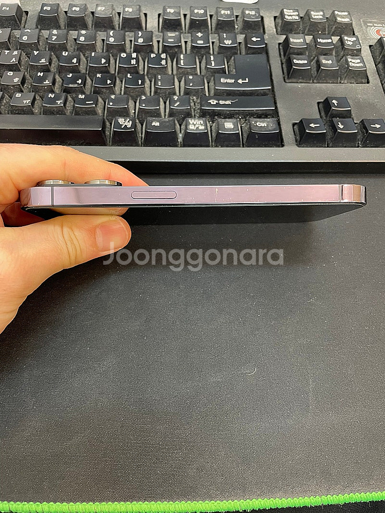 아이폰14프로 퍼플 128GB 상태좋은 중고65만팝니다...--4