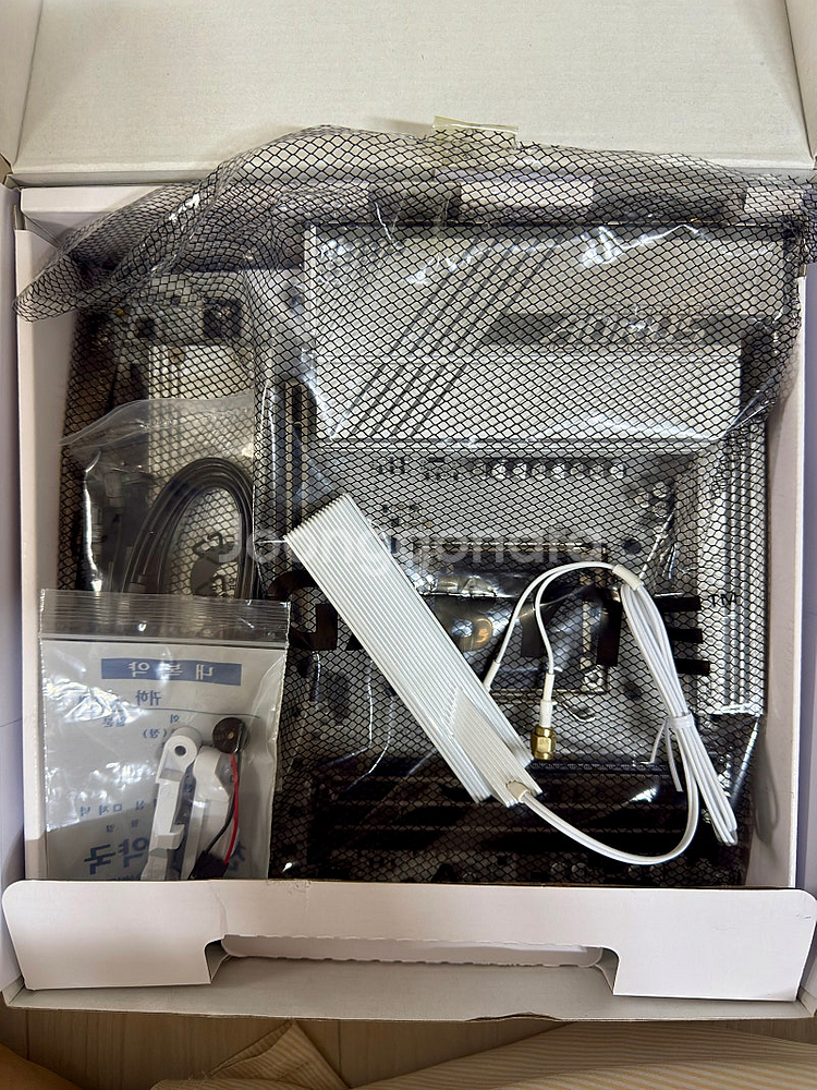 B650M AORUS ELITE AX ICE 팝니다!--2