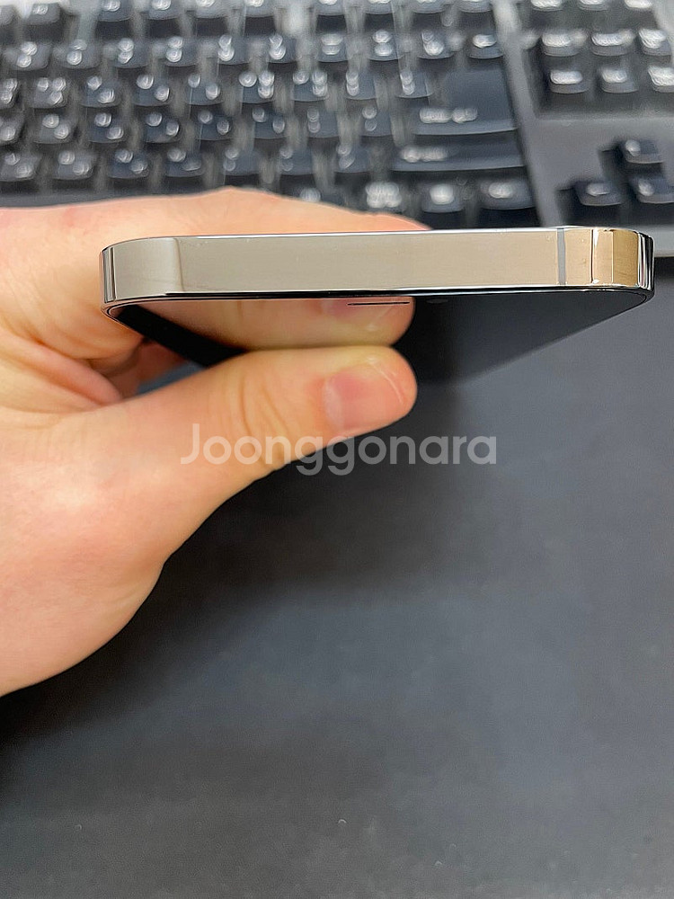 아이폰12프로 블랙 128GB 배터리86% 상태좋은 중...--4
