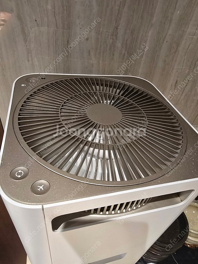 발뮤다 에어엔진 공기청정기 판매합니다--0