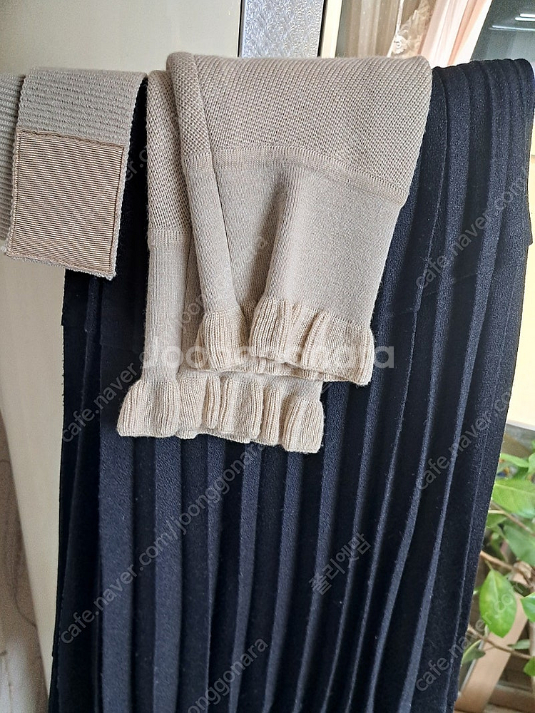 sj 니트배색플리츠 원피스 키이스 코트 가격내림--4