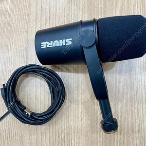 SHURE MV7 마이크 판매합니다.