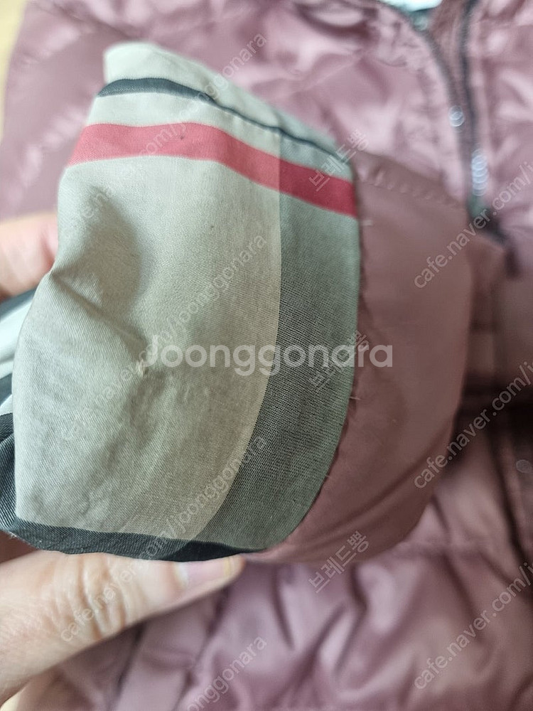 버버리키즈 10Y 여아 패딩--6