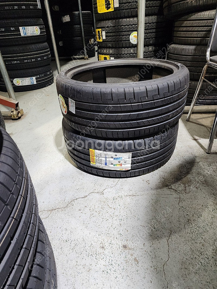 [판매] 225 35 20 피렐리 PZ4 스펀지 타이어...--1