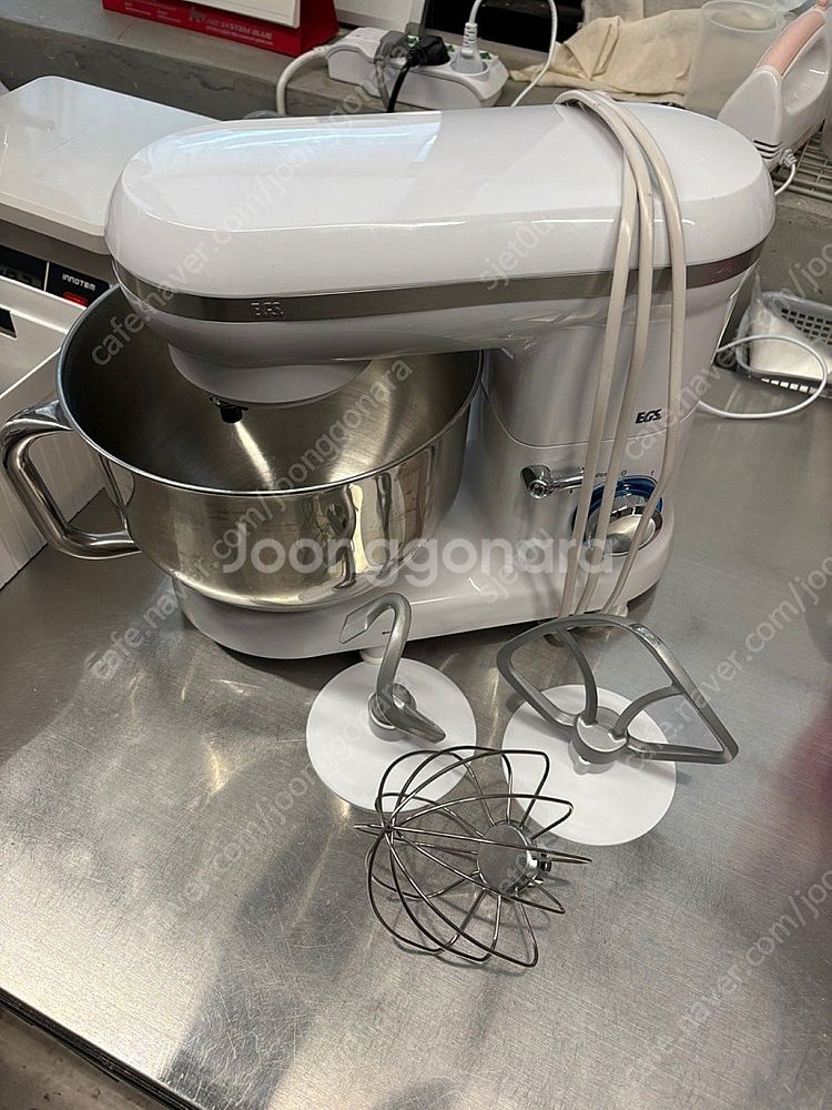 벤타 EGS 스탠드믹서 600 화이트, SM-1301--0