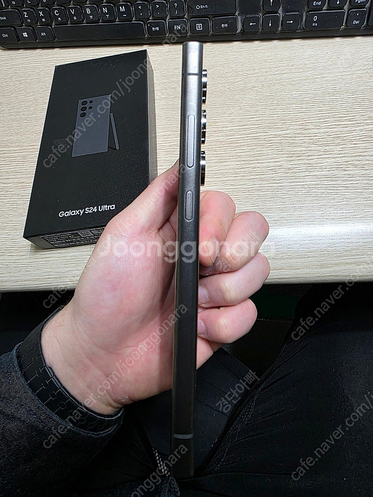 S24 울트라 256gb 티타늄블랙 삼성케어플러스 양도...--2