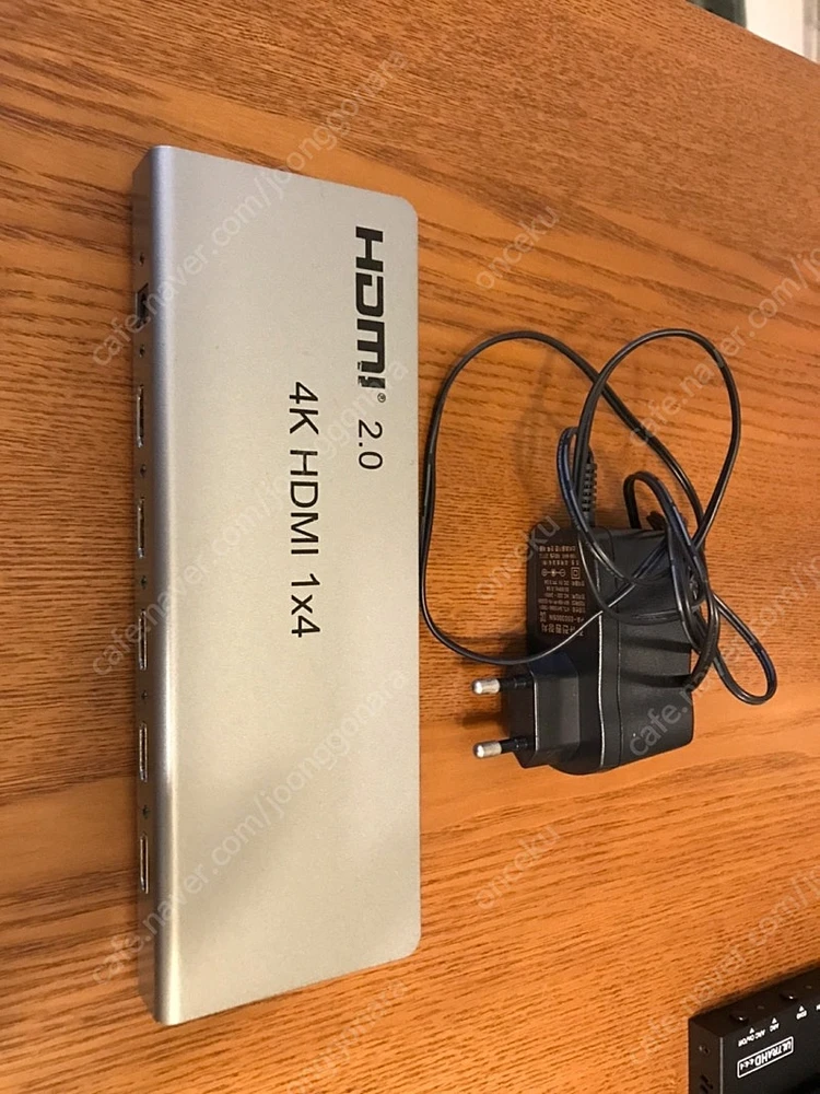 테라베이 UHD-SW41 선택기, UHD-SP12A 분배기 팝니다. 이미지