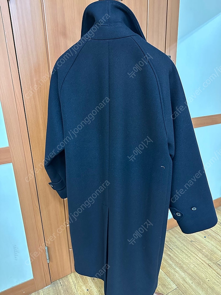 헤릴 네이비 발마칸 코트 2사이즈 판매합니다. 이미지