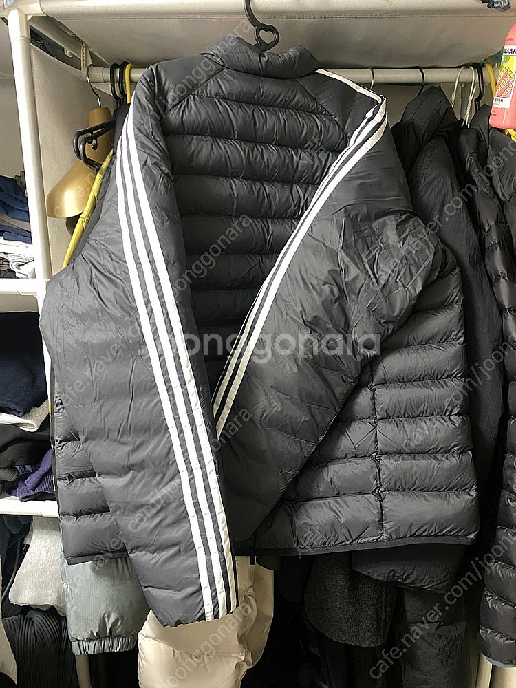 아디다스 경량패딩 새제품 IL2565 2XL--1