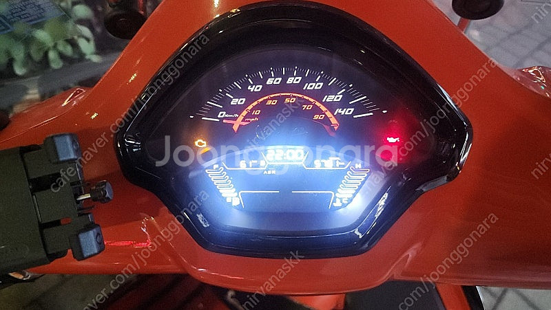베스파gts125 슈퍼스포츠--1