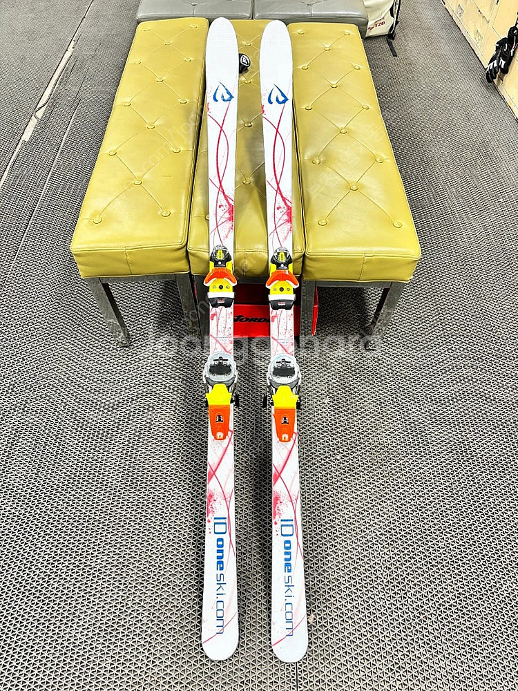 아이디원 모글스키--0