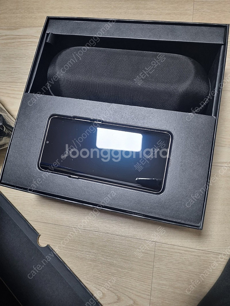 TCL10 플러스 휴대폰 + VR 선글래스 새상품 세트...--0