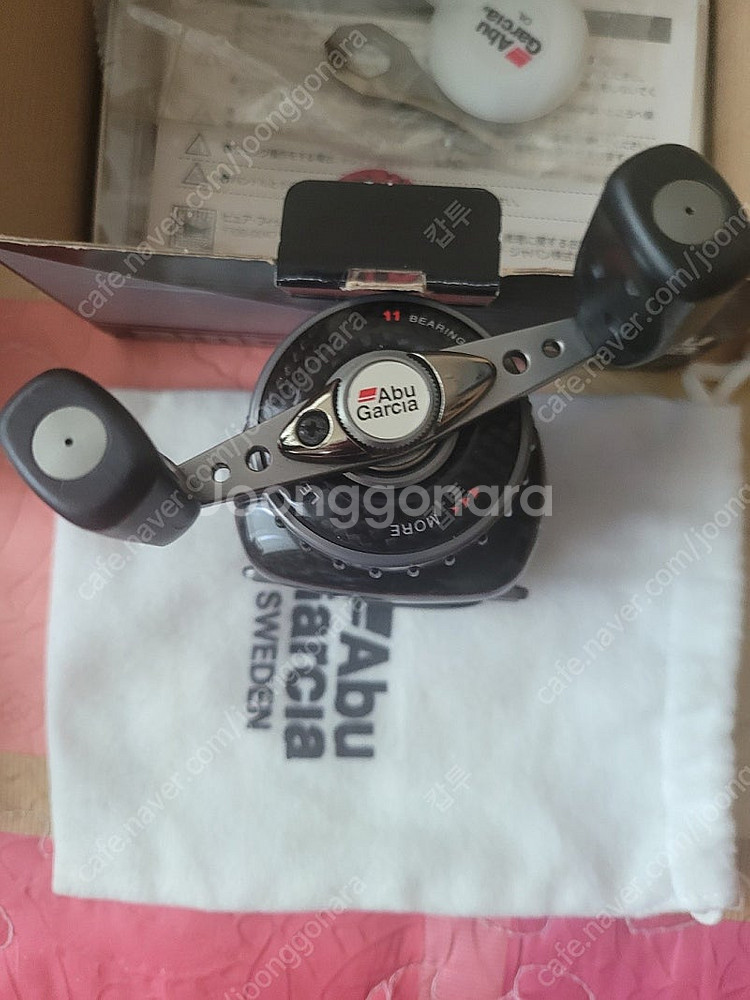 낚시 릴 판매합니다.--2