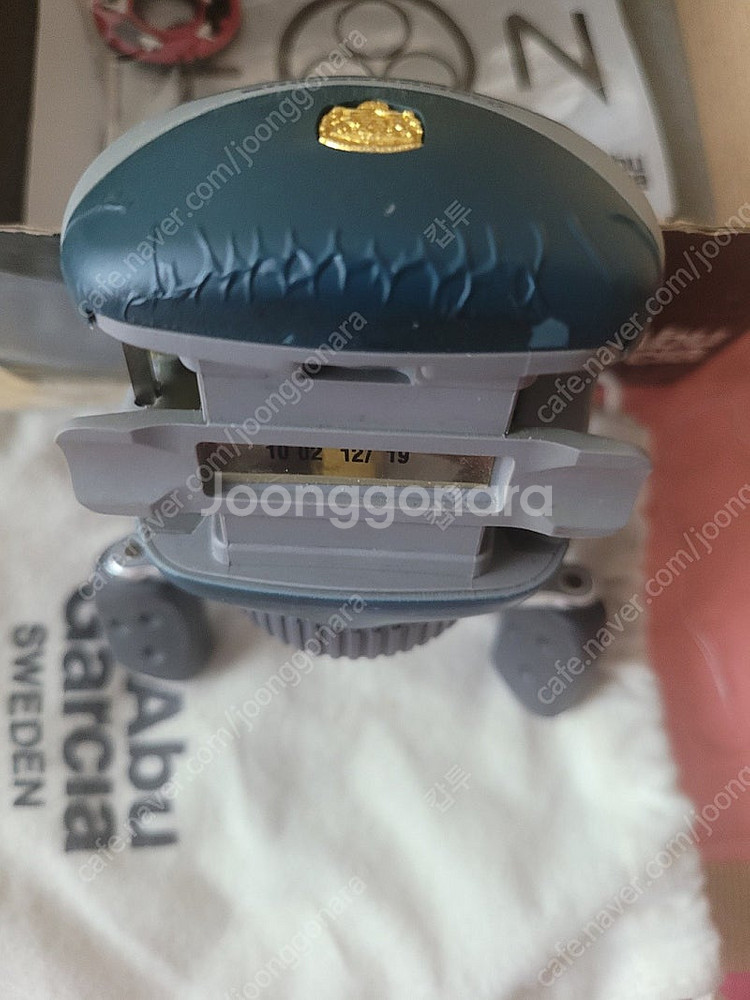 낚시 릴 판매합니다.--6