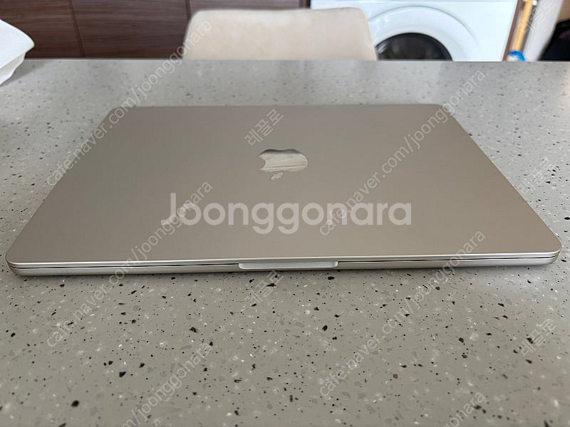 맥북 에어 M2 13인치 8GB 256GB 스타라이트--3