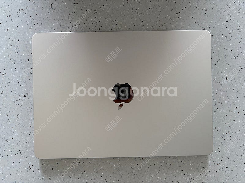 맥북 에어 M2 13인치 8GB 256GB 스타라이트--6
