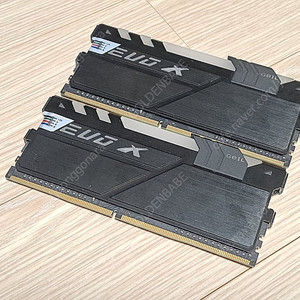 게일 GEIL DDR4 8GB X 2개 총 16GB