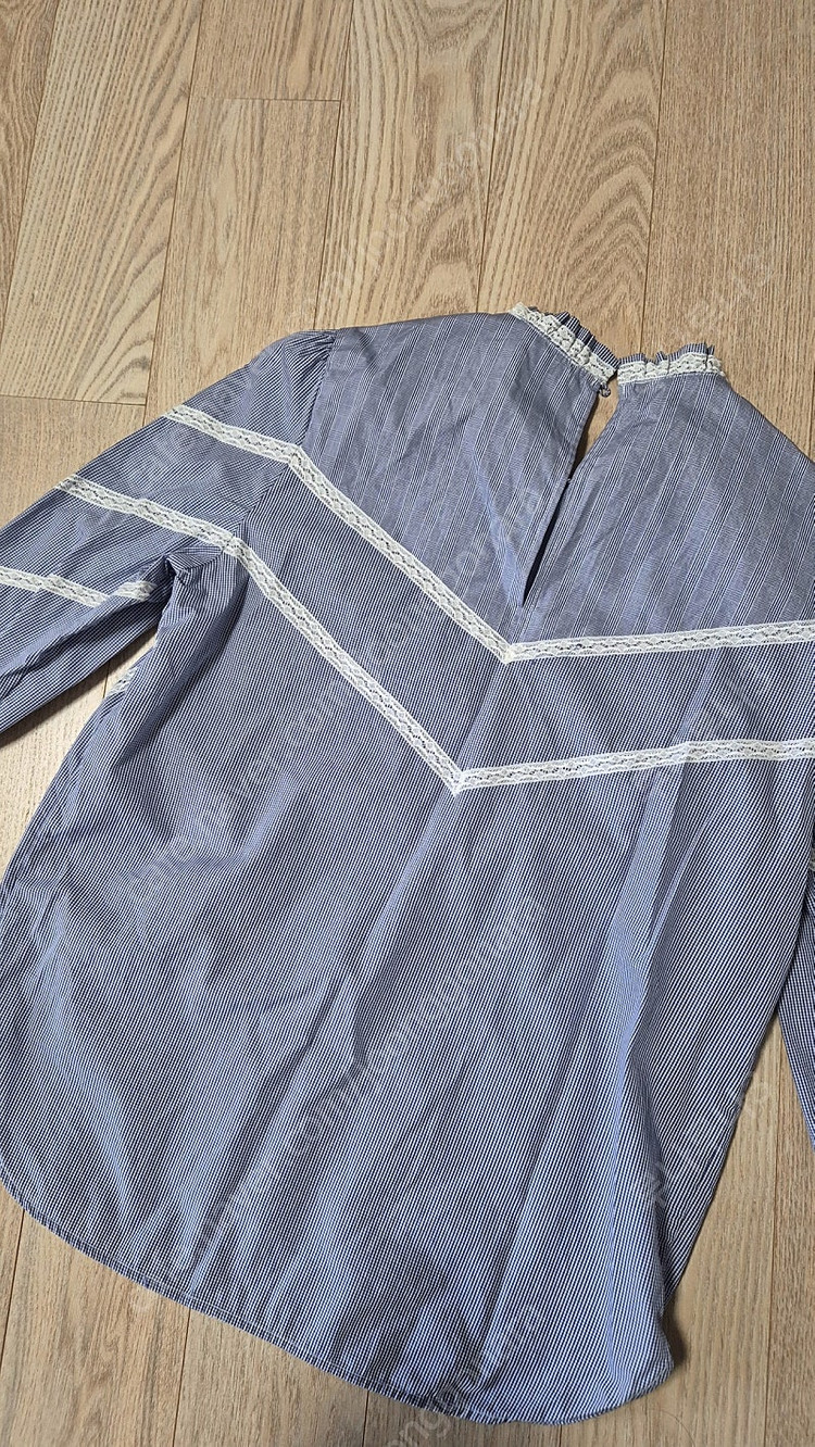 산드로 블라우스 ㅡ사이즈1--2