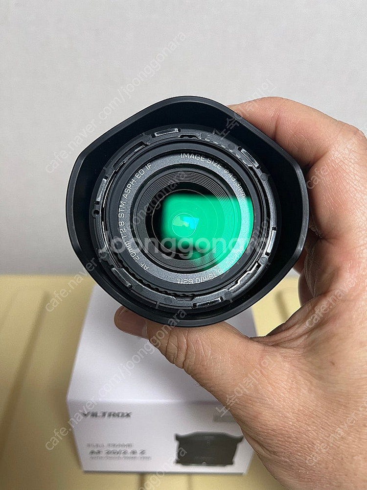 니콘z 빌트록스 20mm 2.8 렌즈 팔아요.--0