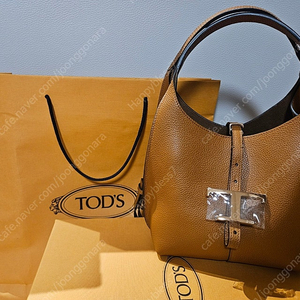 [새상품] TOD'S 토즈 T 타임리스 숄더백