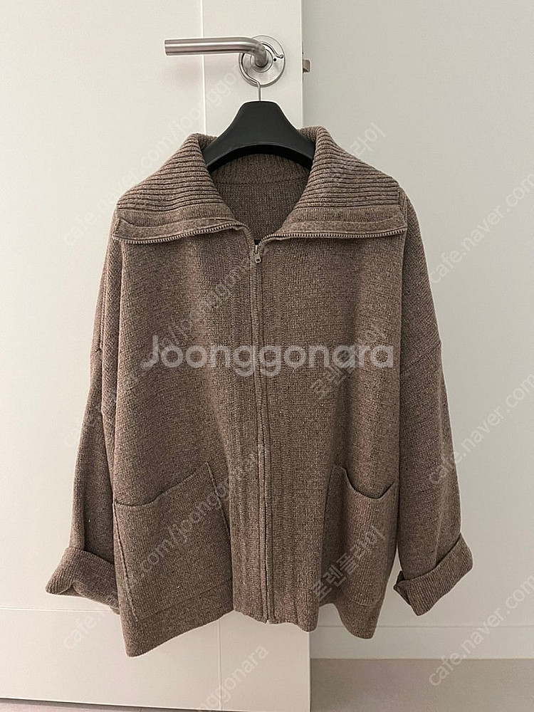 새상품)[울함유/박시핏]고퀄 카라 니트 집업 가디건 브라운--4