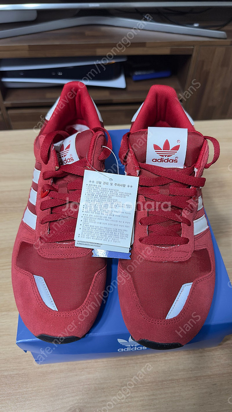 아디다스 ZX700 사이즈 280 레드 (길라임 신발)--0