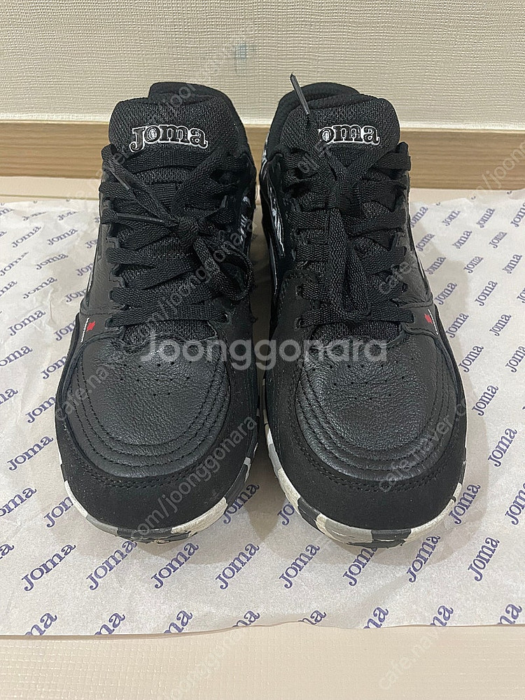 조마 리액티브 TF 블랙/화이트 275--5